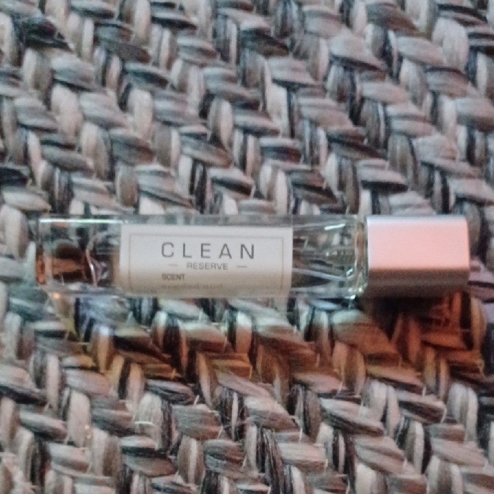 Clean Reserve Scent In Sueded Oud